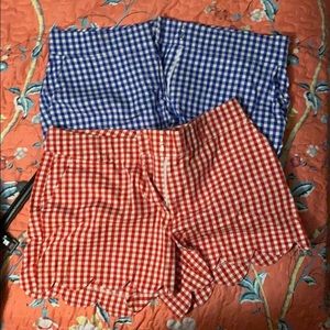 Crown and Ivy Scalloped 4in shorts